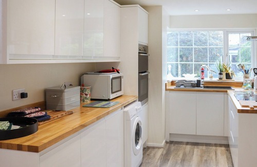 Rhyl Cottage | 4 bedroom accommodation in Rhyl