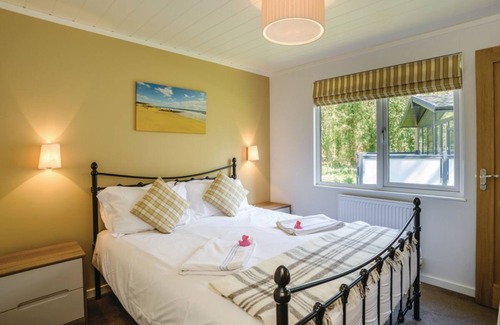 Ryde Cabin | 4 bedroom accommodation in Wootton, Nr Cowes