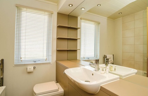 Ryde Cabin | 4 bedroom accommodation in Wootton, Nr Cowes