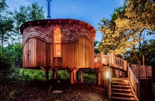 Ryde Ski Chalet | 4 bedroom accommodation in Wootton Bridge, Nr Cowes