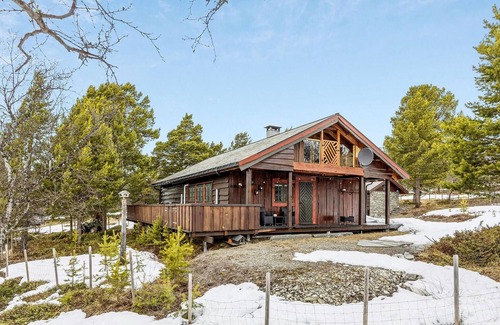 Dovre House | 4 bedroom accommodation in Dovre
