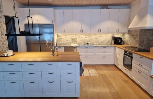 Leksand House | 4 bedroom accommodation in Leksand