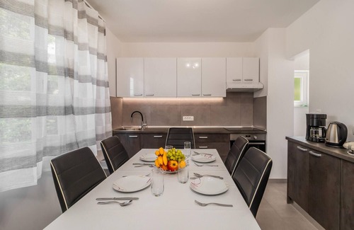 Jadranovo House | 4 bedroom amazing home in Jadranovo