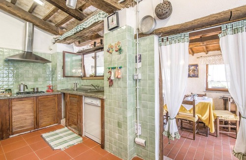 Vacone House | 4 bedroom amazing home in Vacone RI