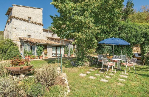 Vacone House | 4 bedroom amazing home in Vacone RI