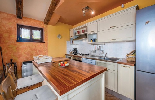 Groznjan House | 4 bedroom amazing home in Groznjan