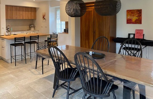 Flacy House | 4 bedroom amazing home in Flacy