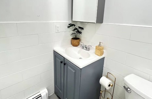 South Side Apartment | 4-bedroom apartment