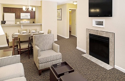 Berkeley House | 4 BEDROOM AT POWHATAN RESORT