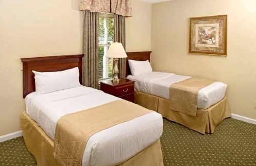 Berkeley House | 4 BEDROOM AT POWHATAN RESORT