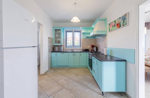 Gajana House | 4 bedroom awesome home in Golubovo