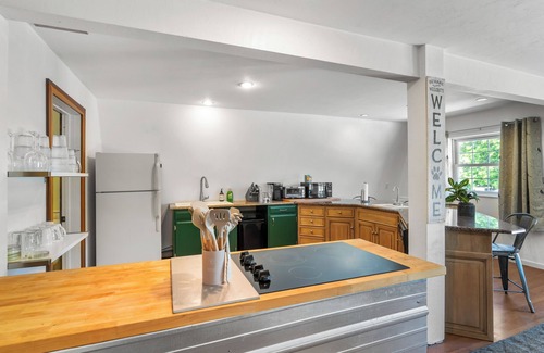 Sister Bay House | 4-bedroom barn in terrific Sister Bay with WiFi, AC. Enjoy your stay