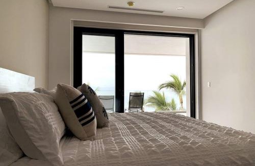 Bucerias Apartment | 4 Bedroom, Beach Front Flat Bucerias - Vallarta