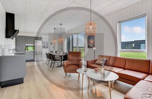 Hjarbæk House | 4 bedroom beautiful home in Løgstrup