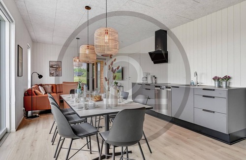 Hjarbæk House | 4 bedroom beautiful home in Løgstrup