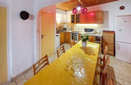 Lantriac House | 4 bedroom beautiful home in Lantriac