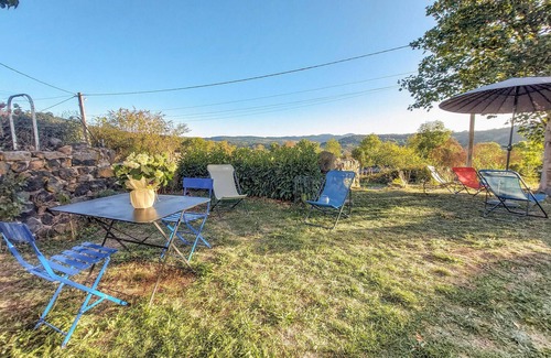 Lantriac House | 4 bedroom beautiful home in Lantriac