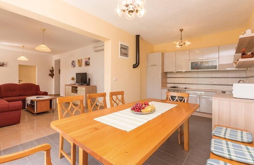 Lisicici House | 4 bedroom beautiful home in Lisicic