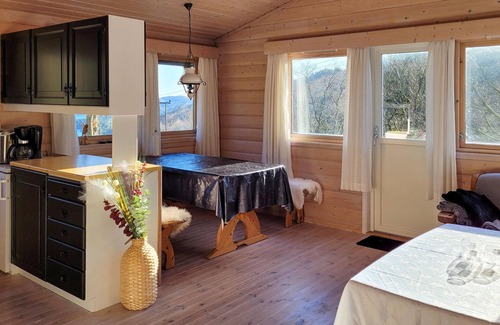 Lyngdal House | 4 bedroom beautiful home in Lyngdal