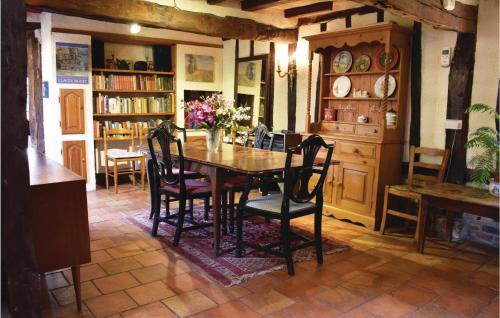 Bosnormand House | 4 Bedroom Beautiful Home In Bosroumois