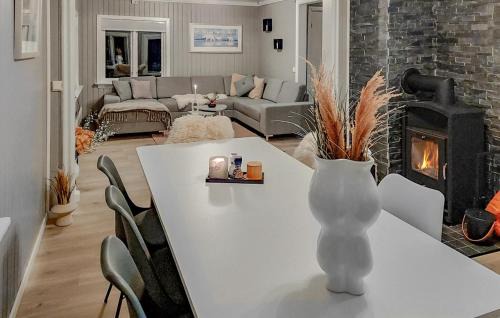 Askland House | 4 Bedroom Beautiful Home In Fyresdal