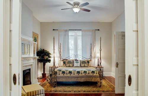 Dixon Park House | 4 Bedroom Beauty in Historic Building
