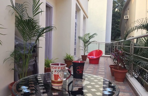 Punjagutta House | 4 bedroom centrally located spacious house in Banjara hills road number 3