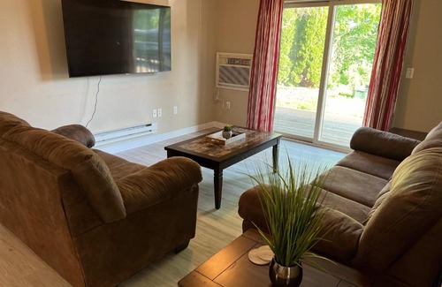 Platteville Apartment | 4 Bedroom Condo - Platteville #4