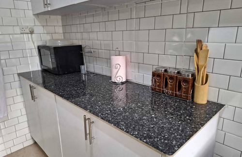 Parklands House | 4 bedroom, cosy hidden gem near Aga Khan University Hospital in Parklands