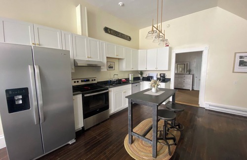 Poland Cottage | 4 Bedroom Cottage at the 500 acre Poland Spring Resort with lots of onsite activities!