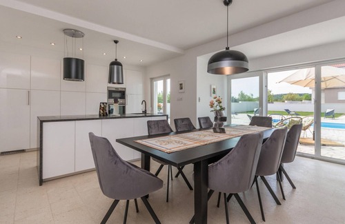 Polaca House | 4 bedroom cozy home in Donja Jagodnja