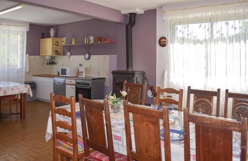 Ploubezre House | 4 bedroom cozy home in Ploumilliau