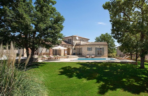 Sveti Lovrec House | 4 bedroom cozy home in Sv. Lovrec