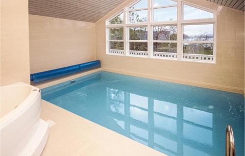 Sveio House | 4 Bedroom Cozy Home In Auklandshamn