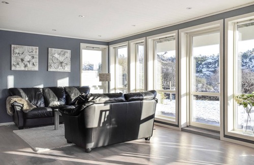 Fitjar House | 4 bedroom cozy home in Fitjar