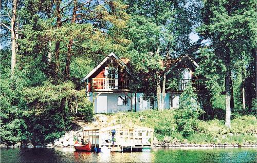 Ljungsarp House | 4 Bedroom Cozy Home In Ljungsarp