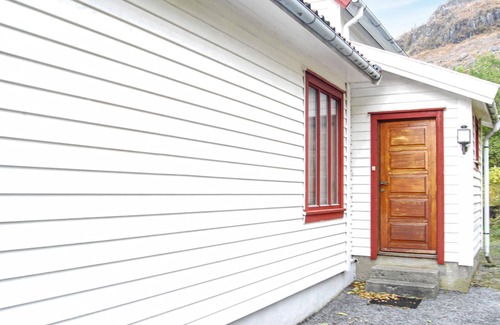 Kvinnherad House | 4 bedroom cozy home in Matre