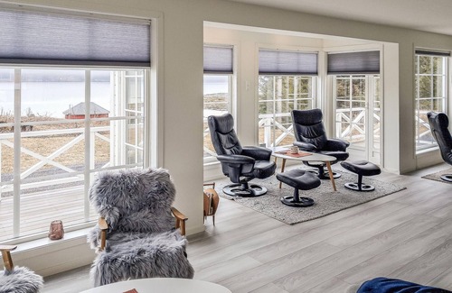 Tjeldsund House | 4 bedroom cozy home in Hol i Tjeldsund