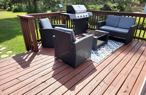 Algoma District House | 4 Bedroom Dream, No Place like Soo Villa