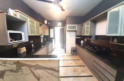 Gurugram Villa | 4 bedroom Duplex Villa Opp to Galleria Market DLF Phase 4 | Harmony Suites, GGN