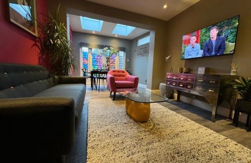 Lewes House | 4 Bedroom En-Suite Townhouse