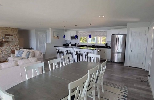 Corea House | 4-Bedroom Family-Friendly Pet-Friendly Oceanfront Home in Downeast Maine