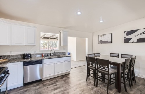 Vista House | 4 Bedroom family friendly home just 15 min to Oceanside Beaches
