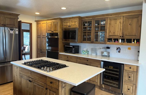 Twin Creeks House | 4-bedroom family home in charming Sun Valley close to Baldy and trails!