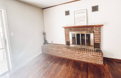 Jackson House | 4 Bedroom Family Home with Beautiful Sun Room