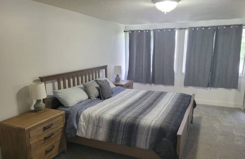 Clarkston Other | 4 Bedroom Farmhouse at Edge of Town