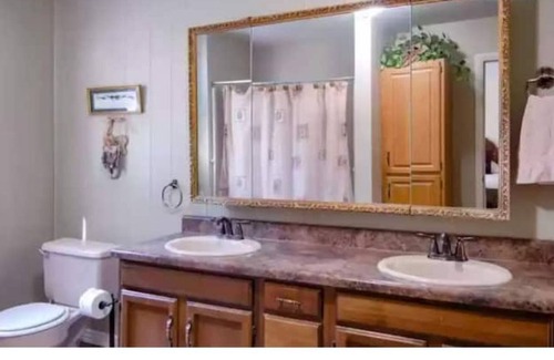 Clarkston Other | 4 Bedroom Farmhouse at Edge of Town