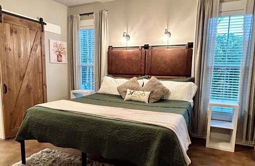 Dover Other | 4-bedroom farmhouse on beautiful, secluded homestead with family/pet amenities