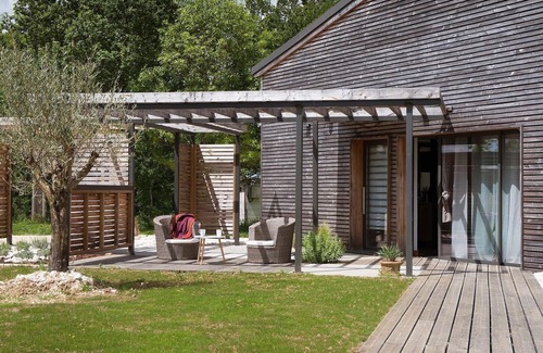 Couze-et-Saint-Front House | 4 bedroom private vacation home in couze-et-saint-front