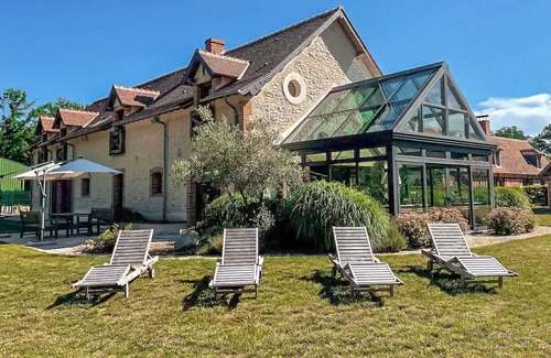 Pierrefitte-sur-Sauldre House | 4 bedroom gite in Pierrefitte-sur-Sauld.